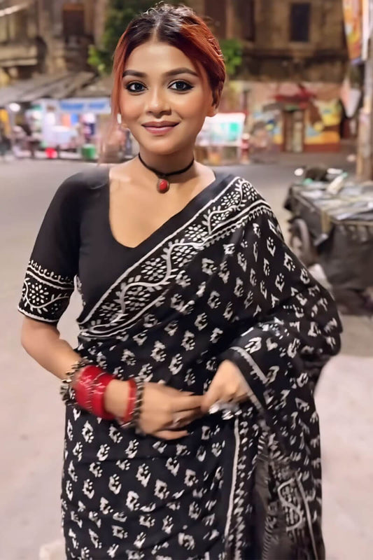 Luxuriant 1-Minute Ready To Wear Black Cotton Saree