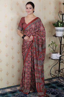 Fancifull Maroon 1 Minute Ready To Wear Digital Printed Crape Silk Saree