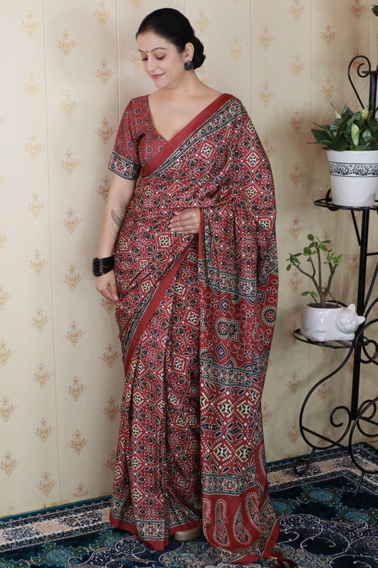 Fancifull Maroon 1 Minute Ready To Wear Digital Printed Crape Silk Saree
