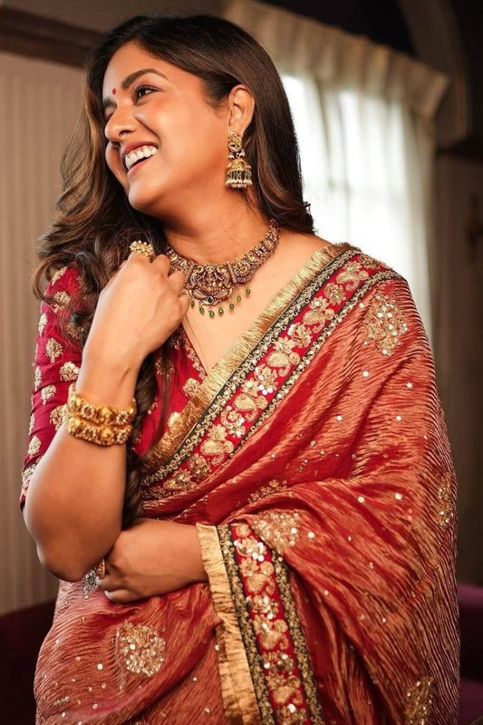 Prettiest Red Cursh Silk Saree With Mellifluous Blouse Piece
