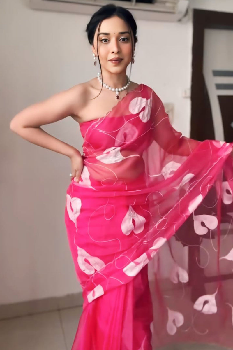Festive Look Queen Pink Dual Tone Organza Silk Saree