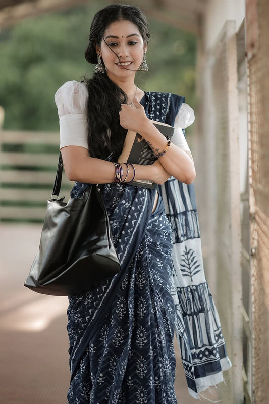 Quixotic 1-Minute Ready To Wear Black Cotton Saree