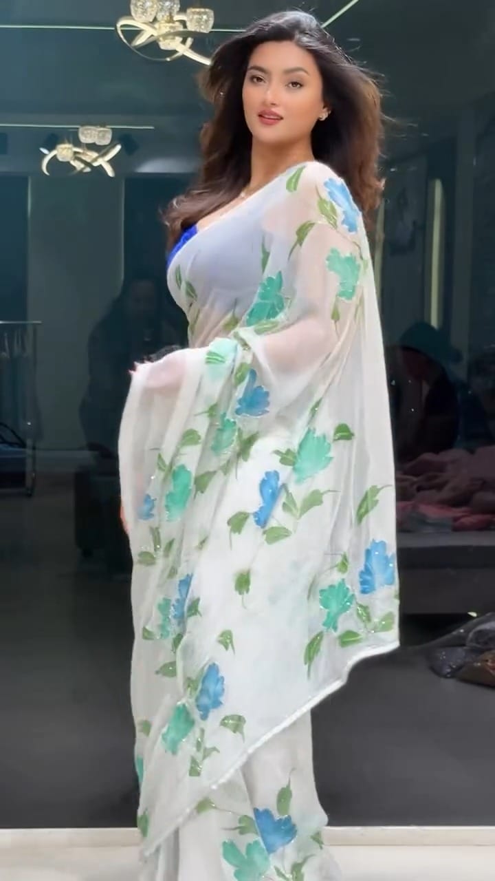 Incredible 1-Minute Ready To Wear Off White Georgette Saree