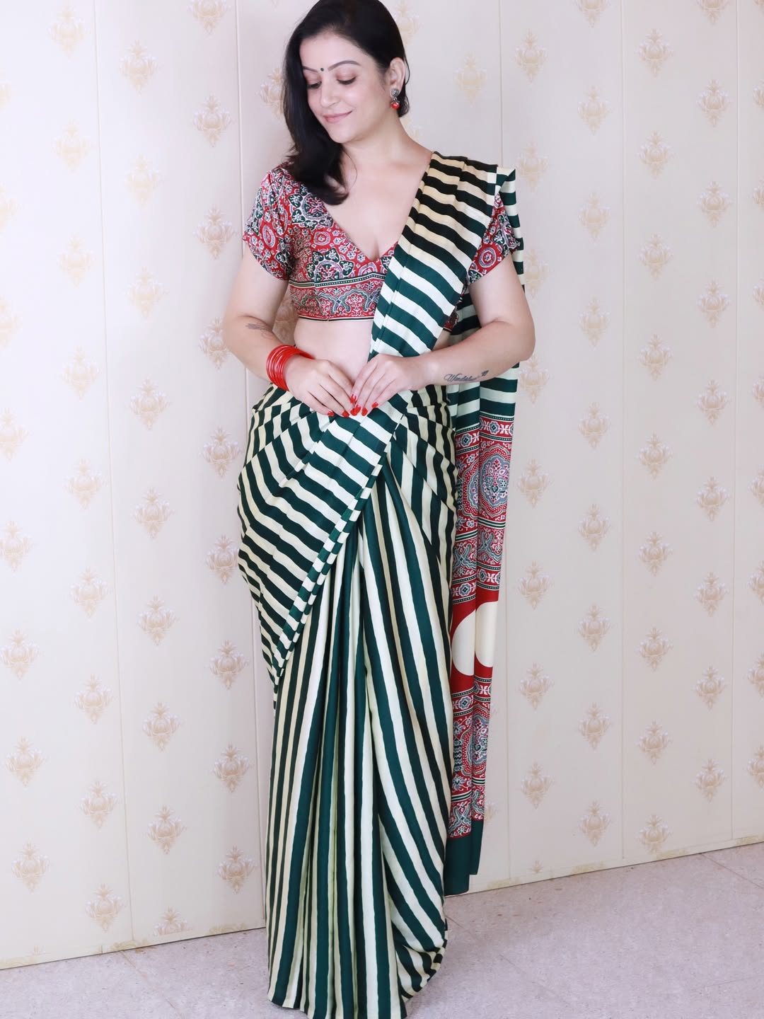 Nectarous Black & Black 1 Minute Ready To Wear Digital Printed Crape Silk Saree
