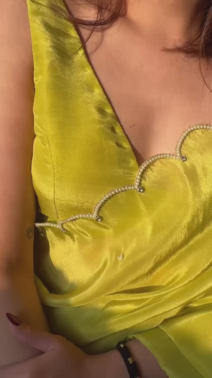Pleasurable 1-Minute Ready To Wear Parrot Chinon Saree
