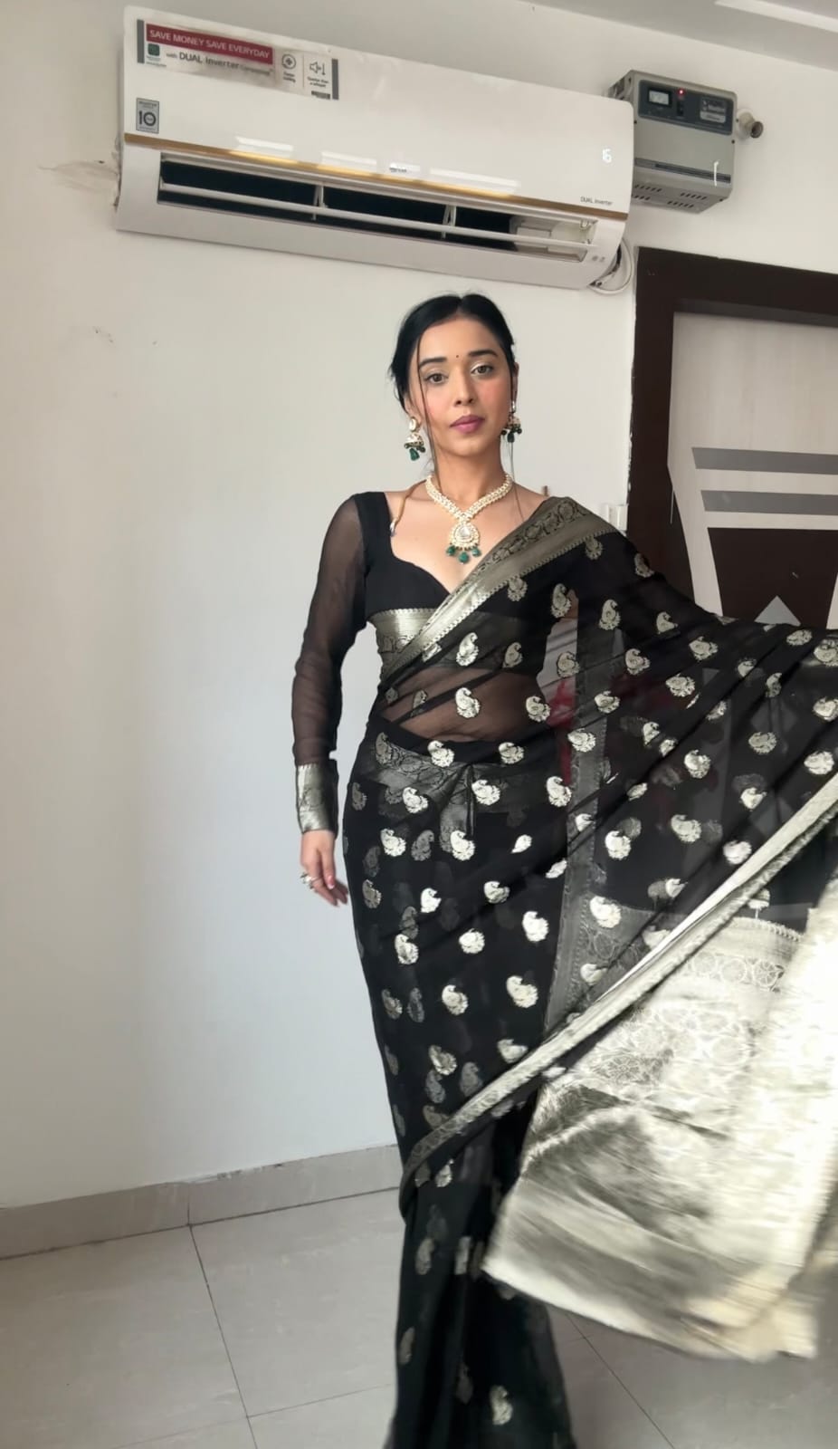 Beautiful 1-Minute Ready To Wear Black Cotton Silk Saree - thelotusfab