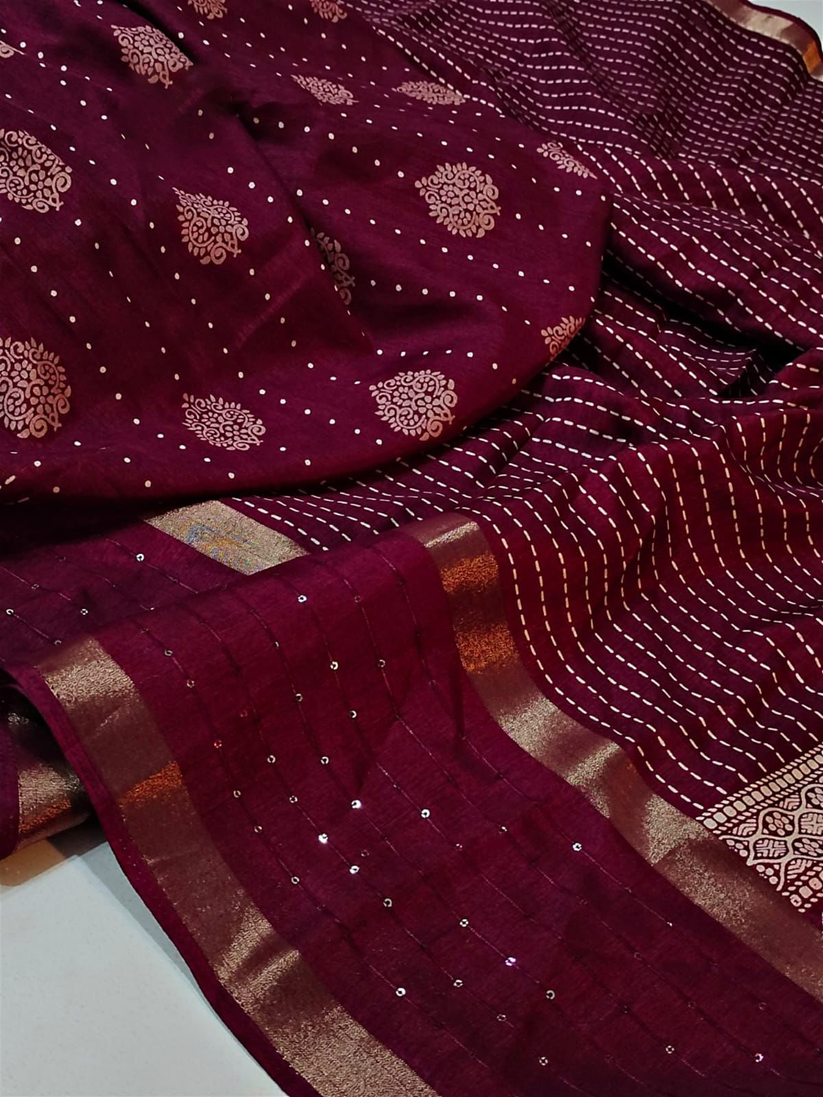 Engaging Dark Pink Digital Printed Dola Silk Saree With Gratifying Blouse Piece - thelotusfab